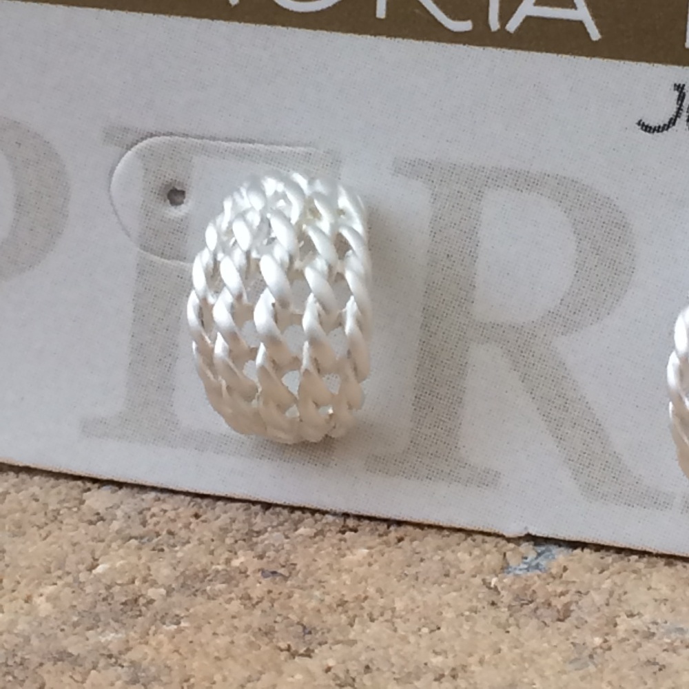 Small Stud Earrings - Picture 4 of 7
